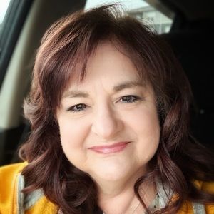 Meet your Posher, Robin